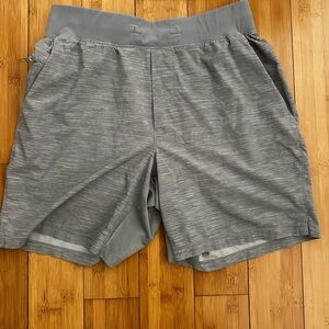 lululemon athletica Men's Heathered Gray THE Shorts